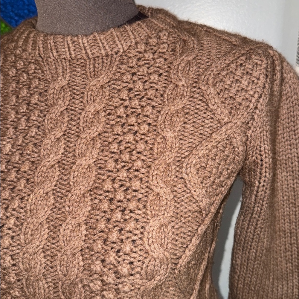 CO Wool Cashmere Blend Mocha Brown Fitted Cable Knit Sweater SZ XS - Picture 2 of 10